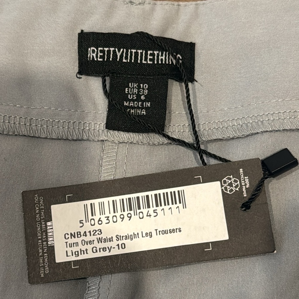 PrettyLittleThing Turn Over Waist Straight Leg Pants - Picture 3 of 3